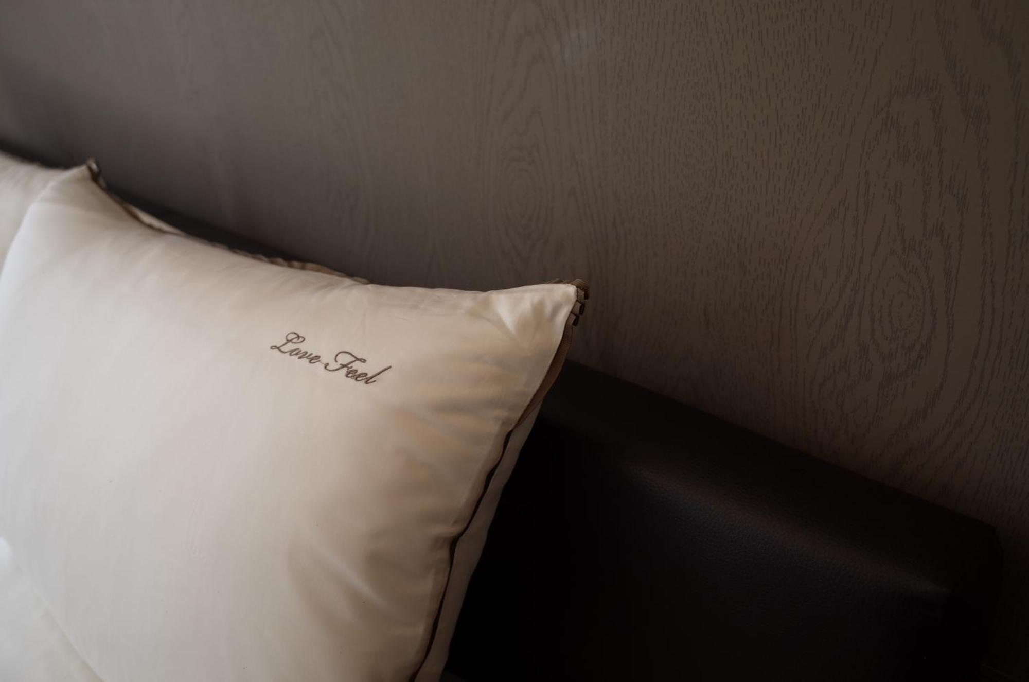 Shanghai Downtown Hills Boutique Guesthouse - Near Metro Line 7, Exit 3, Changping Road חדר תמונה