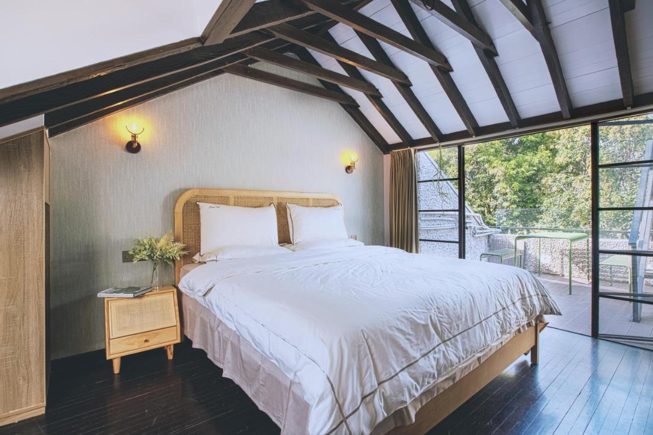 Shanghai Downtown Hills Boutique Guesthouse - Near Metro Line 7, Exit 3, Changping Road מראה חיצוני תמונה